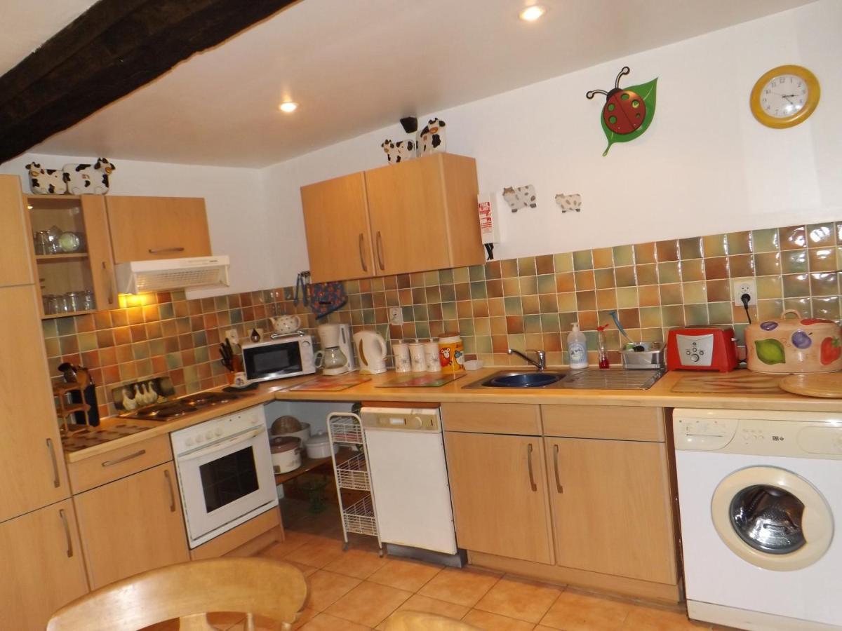 Beautiful 3-Bed Cottage In Passais-Villages Saint-Siméon Екстериор снимка